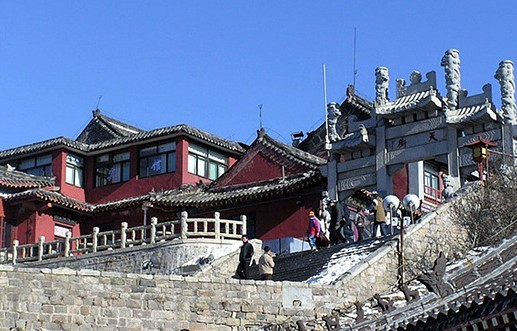 Mountain tai climbing 45