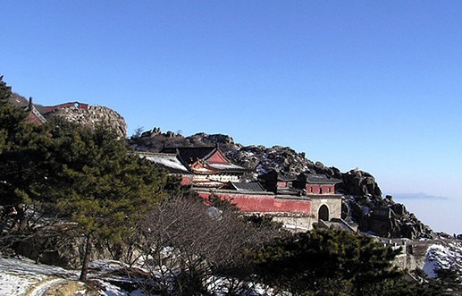 Mountain tai climbing 49
