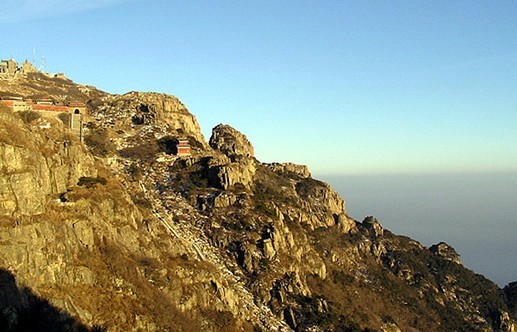 Mountain tai climbing 60