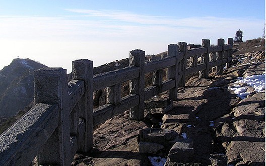 Mountain tai climbing 61