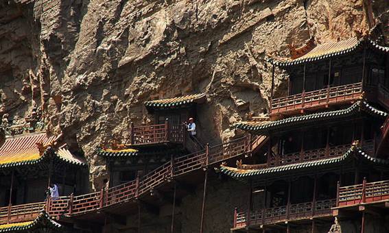 Hanging temple 10
