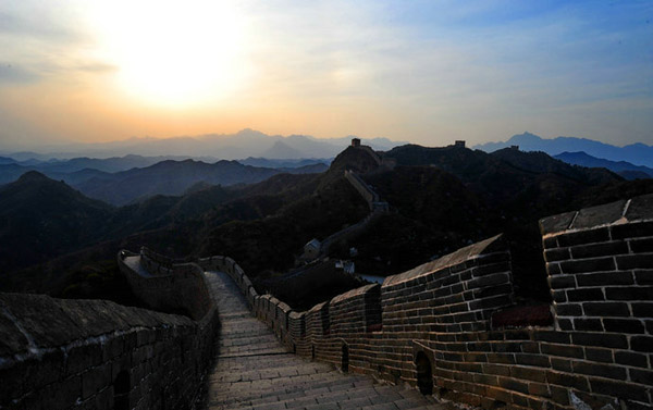 Srping outing in jinshanling great wall 02