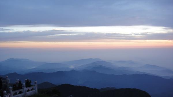 Fantastic trip to leshan mount emei 09
