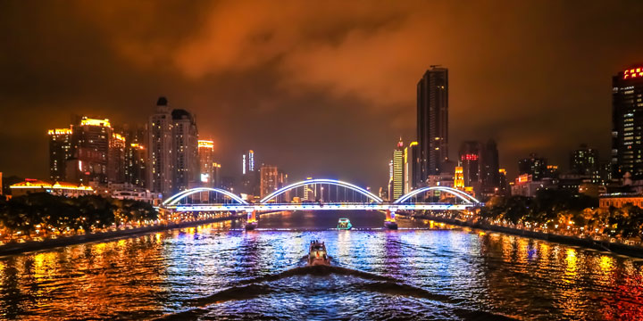 Pearl river cruise