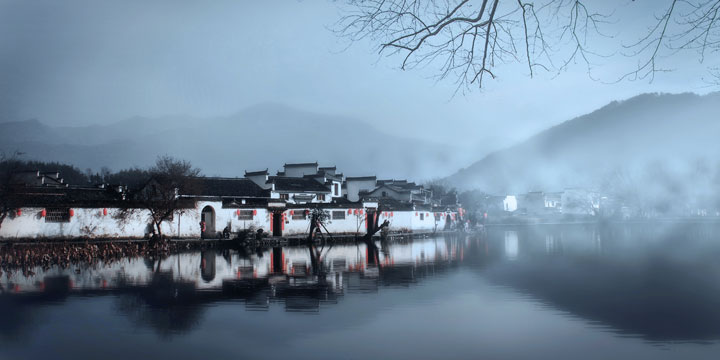 Hongcun Village and traditional Huizhou houses near Huangshan Hongcun Village and traditional Huizhou houses near Huangshan