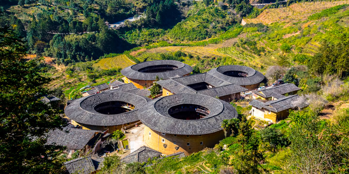 Five earthen buildings and terraces at Tianluokeng in Nanjing County Five earthen buildings and terraces at Tianluokeng in Nanjing County