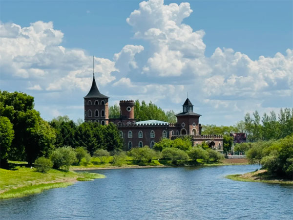 Volga Manor