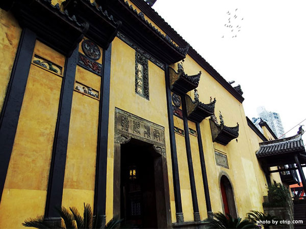 Huguang guild hall 02