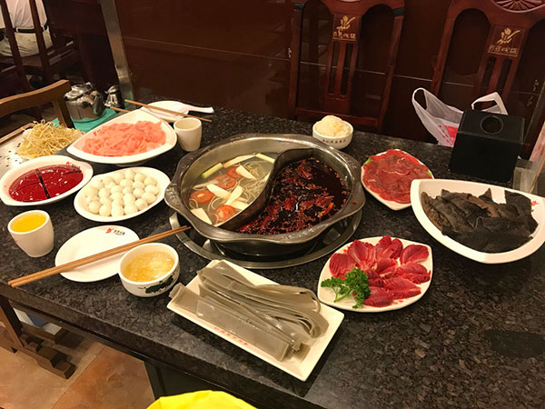 Qiqi eel hot pot 03