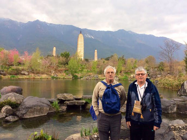 Foreign travelers at the Three Pagodas near Dali