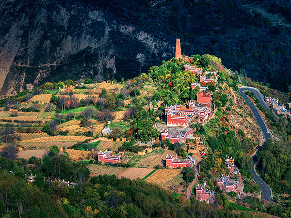Danba Tibetan Village