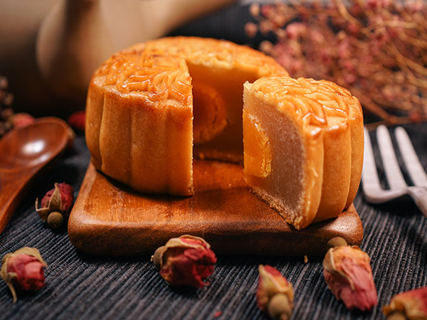 Moon cake 03