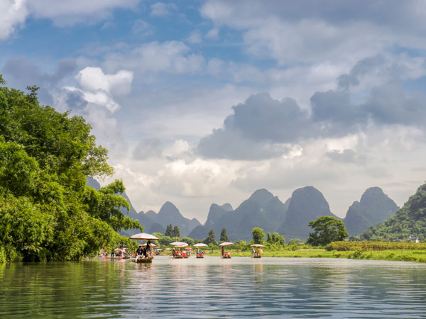 Yangshuo Yulong Bridge