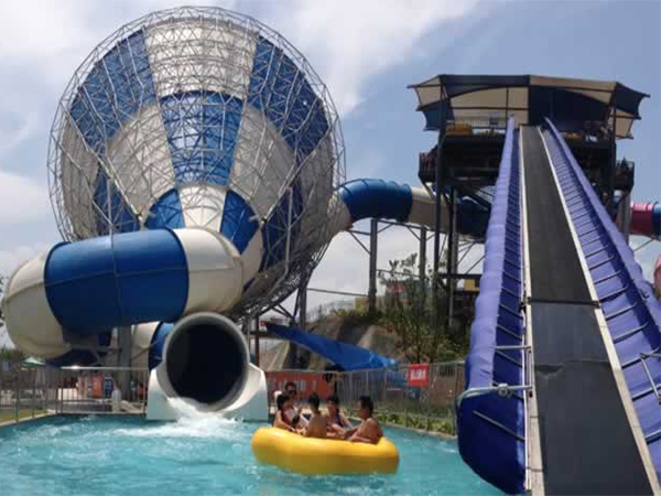 Luoshan lake water park 02