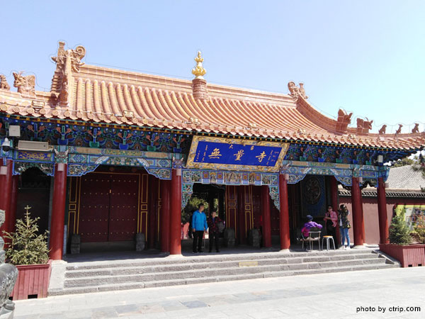 Dazhao Temple 1