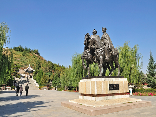 Zhaojun Tomb 1