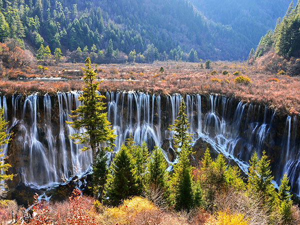 Nuorilang waterfalls in jiuzhaigou valley 02