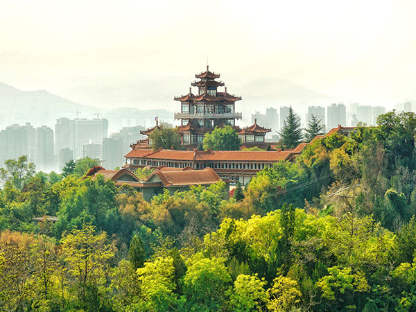 White Pagoda Mountain Park 01