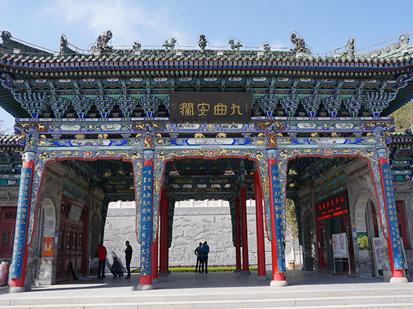White Pagoda Mountain Park 02