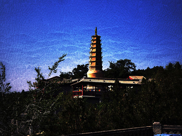 White Pagoda Mountain Park 03