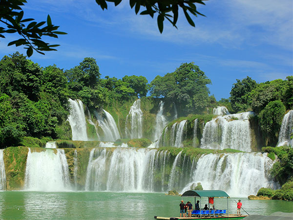 Detian Waterfall