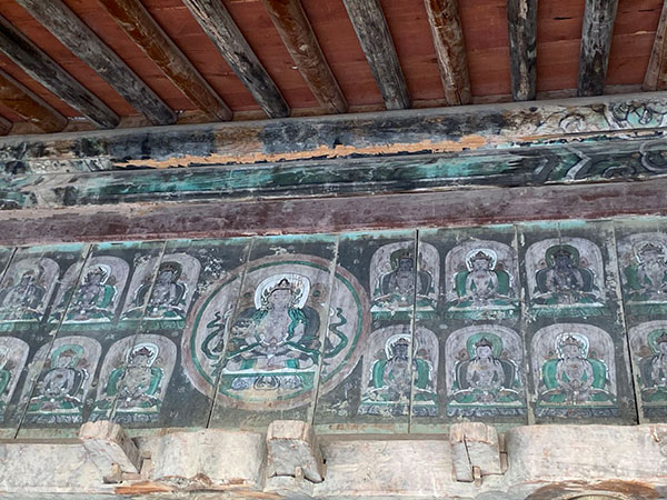Qutan monastery murals