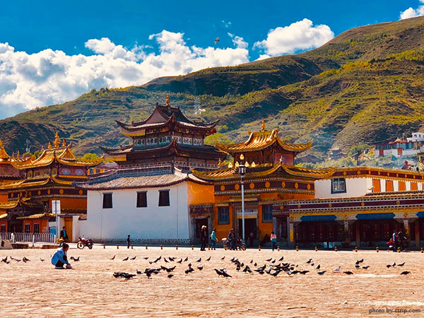 Rongwu monastery