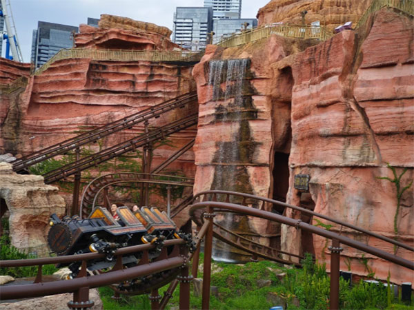 Mine train 01