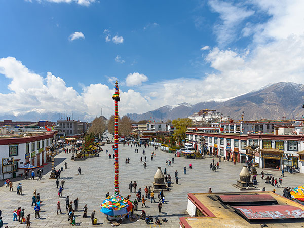 Famous Landmarks in Tibet - Jokhang Temple