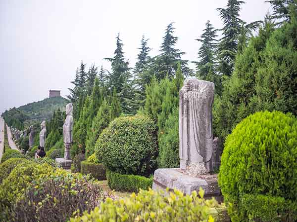 Qian Mausoleum 6