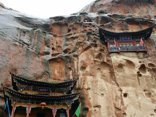Mati temple grottoes 01