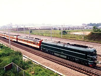 Train from Lanzhou to Beijing